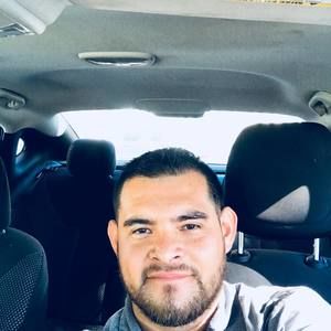 Meet your Posher, Luis